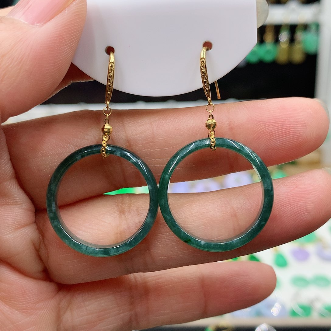 翡翠耳饰18K金镶嵌的