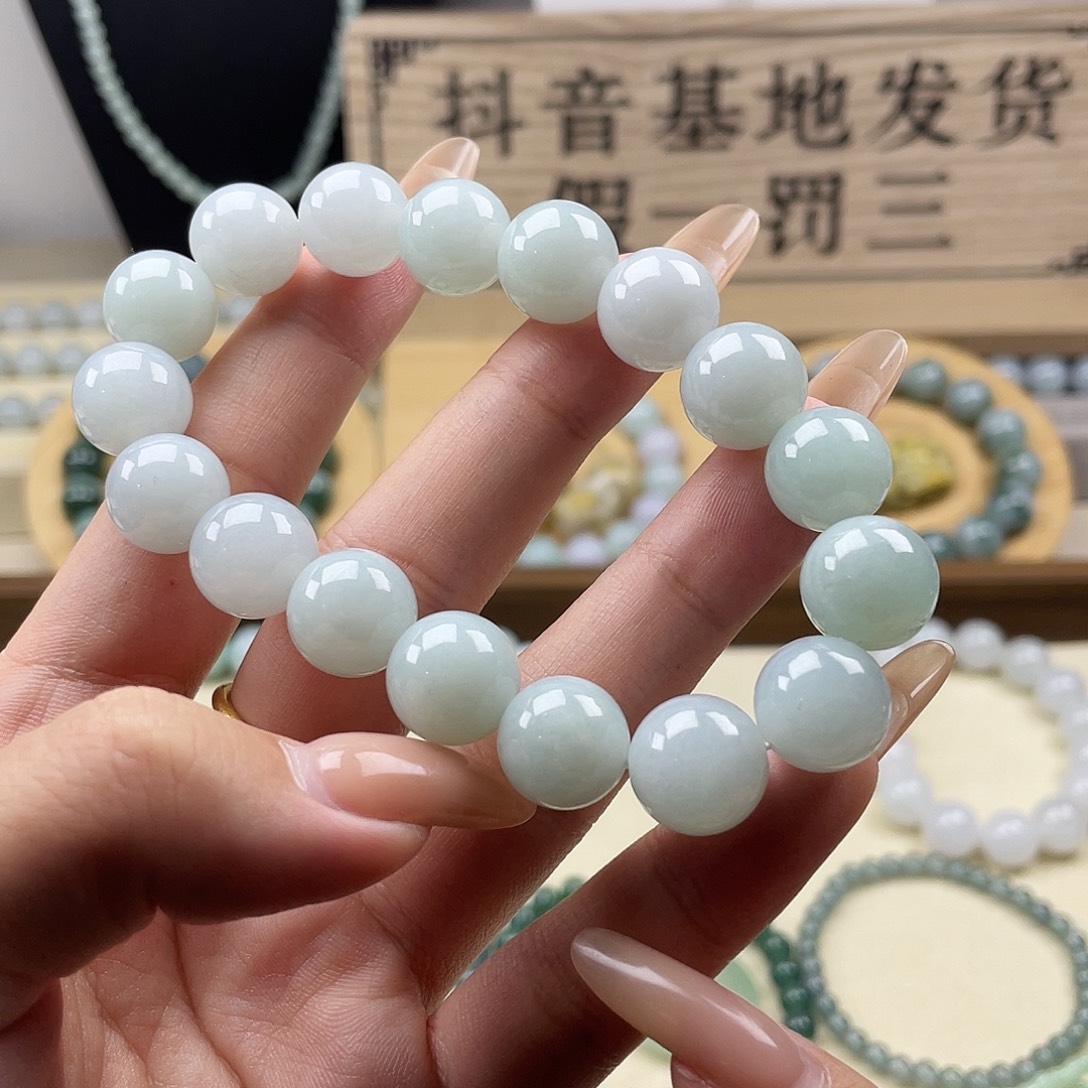 翡翠未镶嵌颈饰680