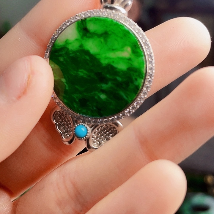 翡翠银S925镶嵌颈饰多样性