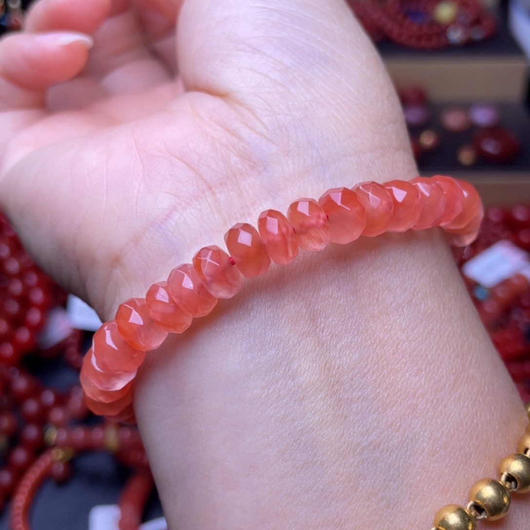 南红玛瑙未镶嵌手链