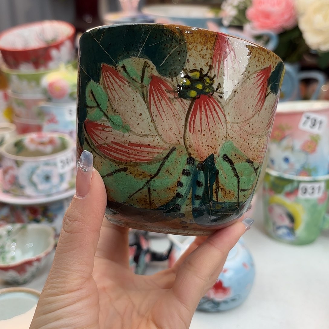 瓷片在这条街走到哪里的路上也没有