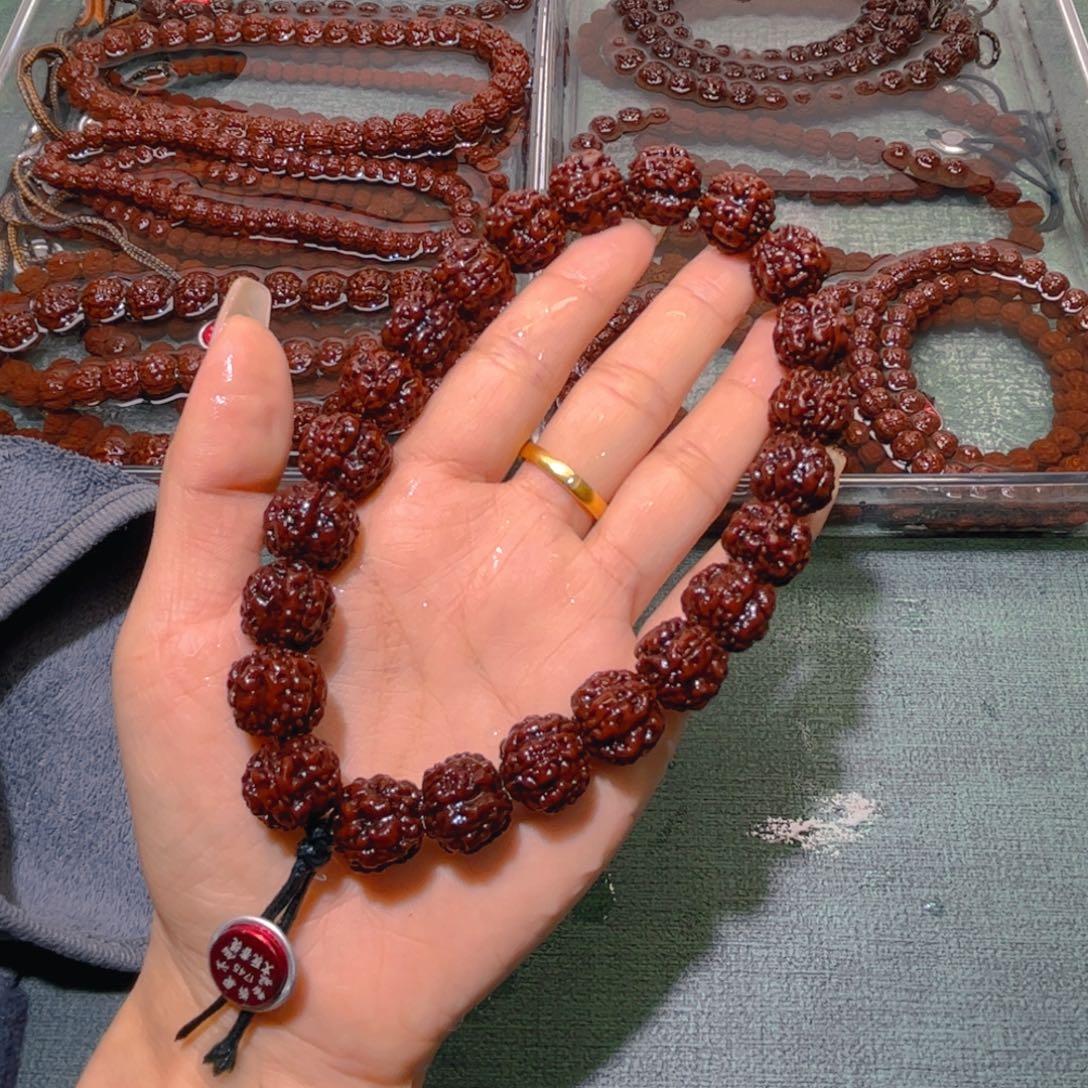 偷****吊坠金刚菩提方墩梅花15