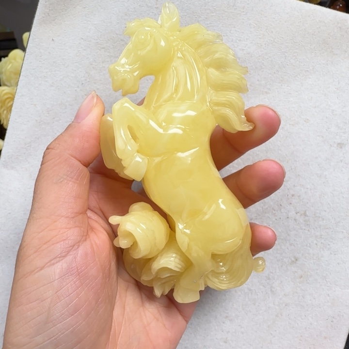 未镶嵌蜜蜡珠宝奇石