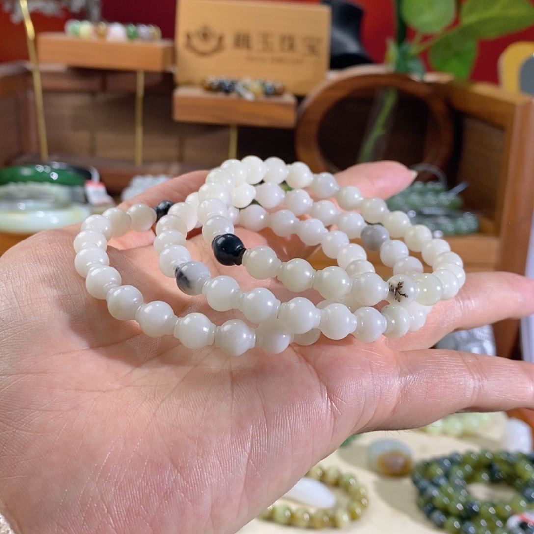 和田玉未镶嵌颈饰多样性拍一发一