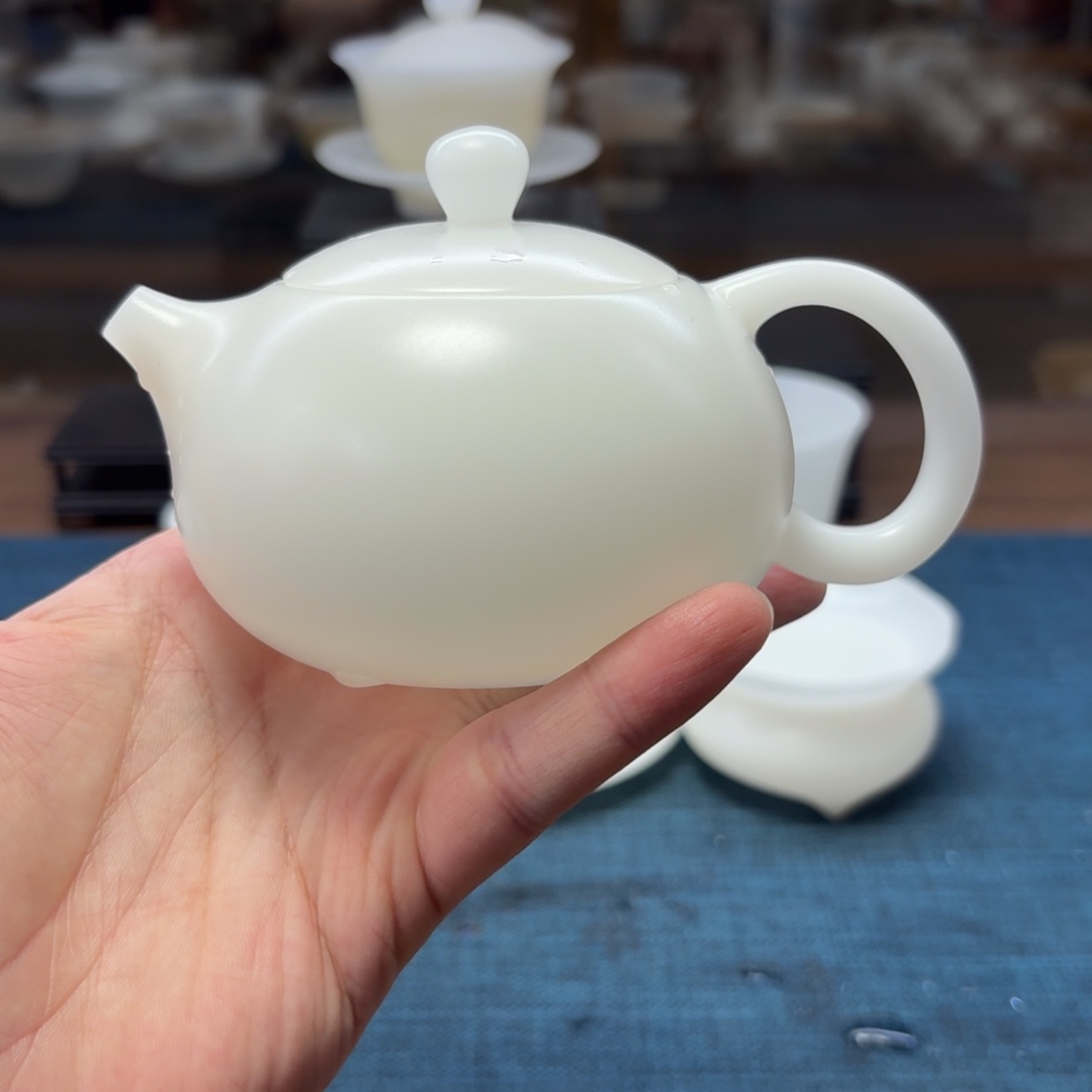 素烧薄胎璞玉冰种