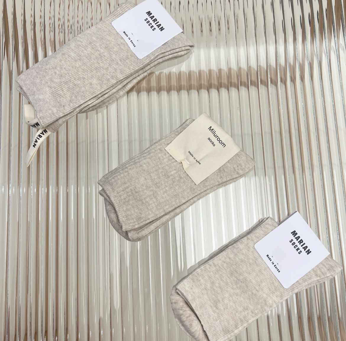 小众 燕麦色韩国进口组合袜