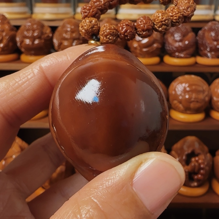 橄榄核把件单*玉华元宝富甲手把件40