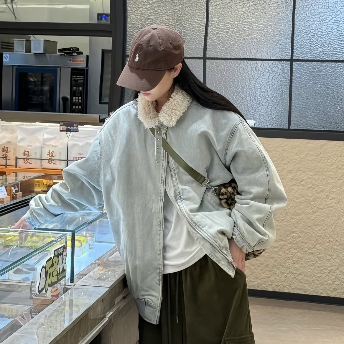 挪威冬日～韩版复古设计感羔毛拼接牛仔加厚外套