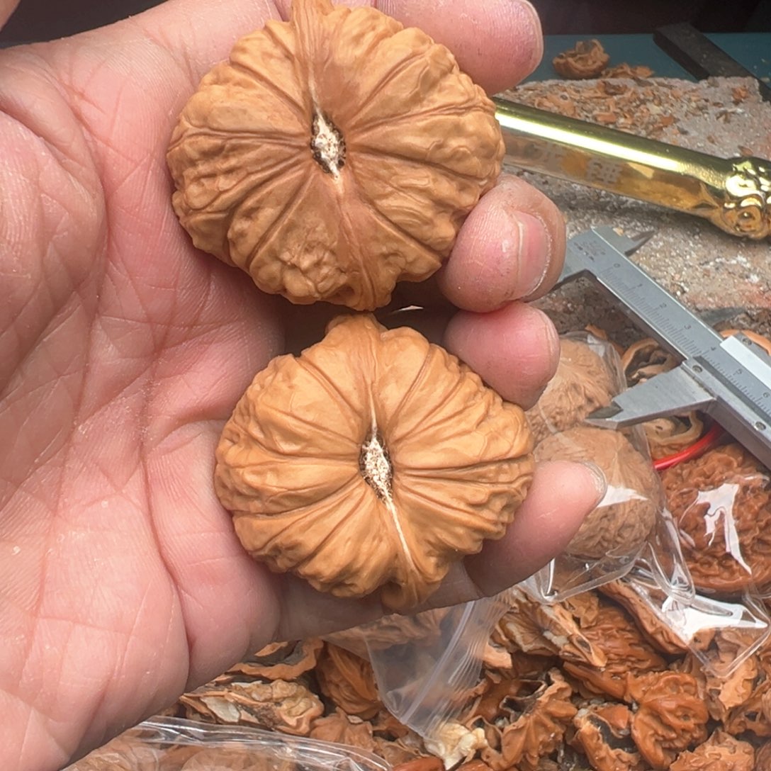 文玩核桃把件42尺寸南瓜堆儿