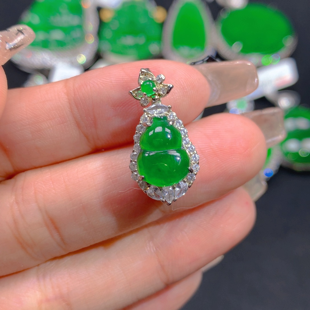 翡翠颈饰银S925镶嵌111111111