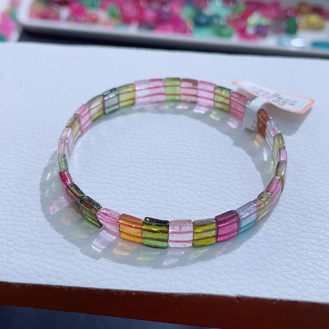 手链碧玺未镶嵌碧玺手链