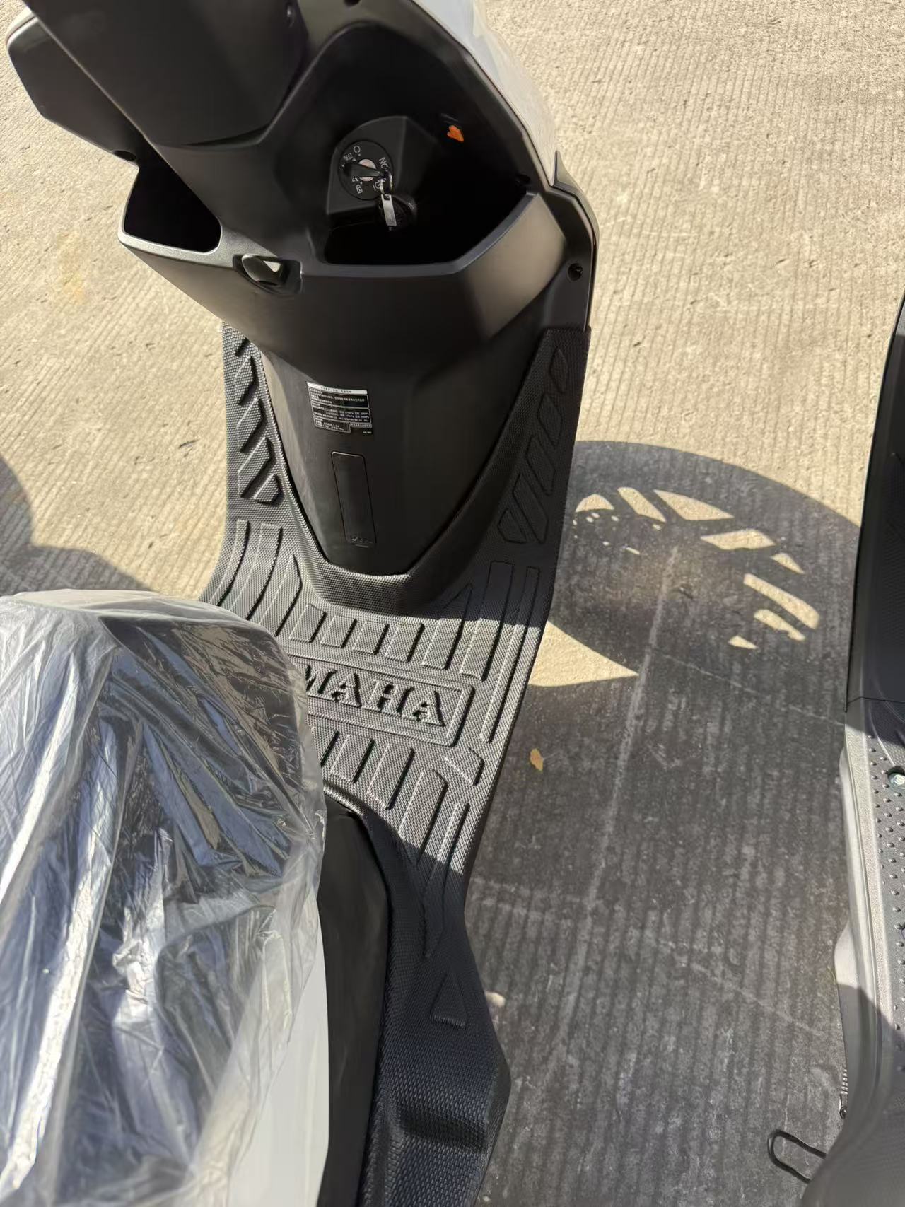 本田scr125脚垫新款摩托车大包围脚踏垫防水防滑加厚耐用