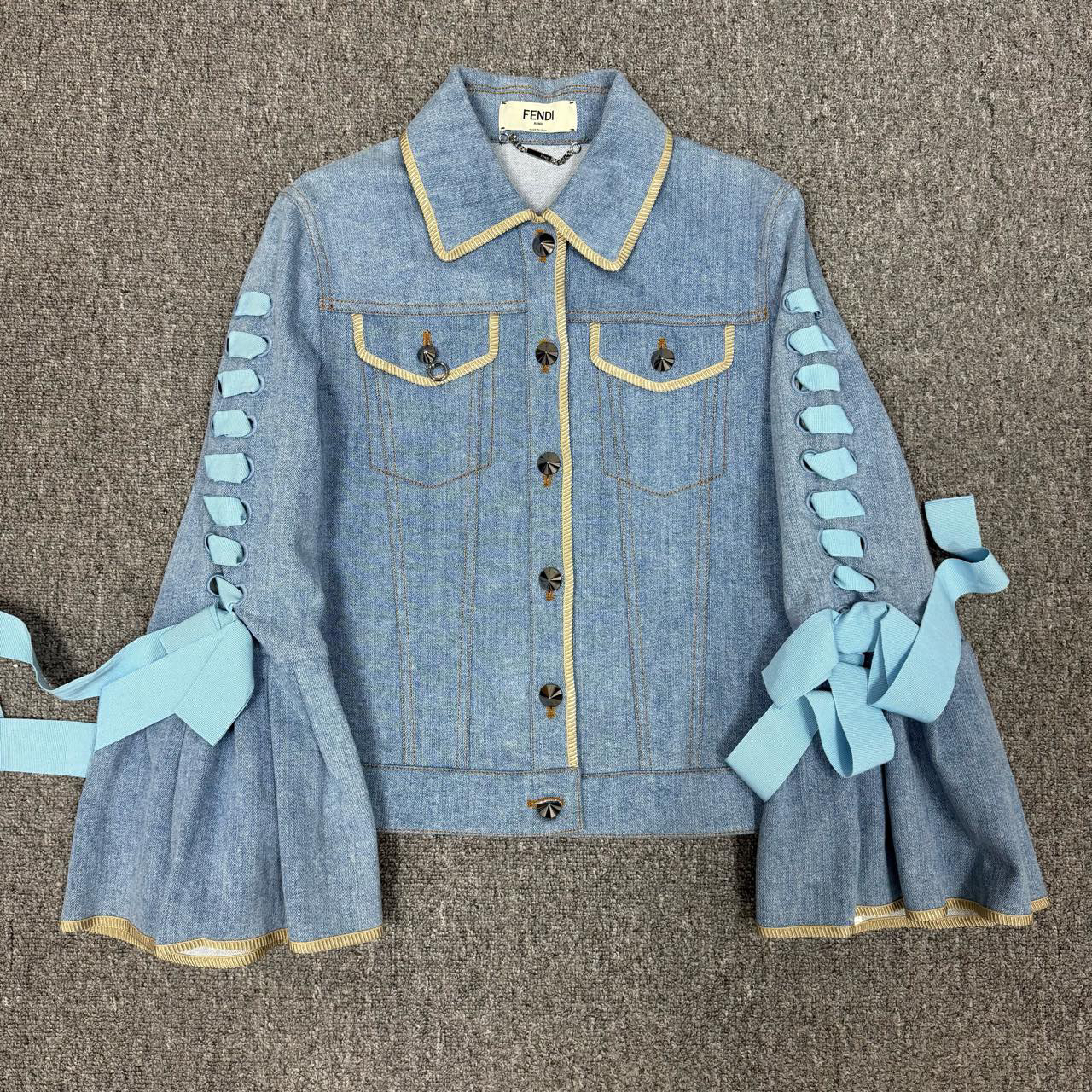 99新 FENDI/芬迪 12902270 nz Fendi芬迪 蓝色飘带牛仔外套 40码