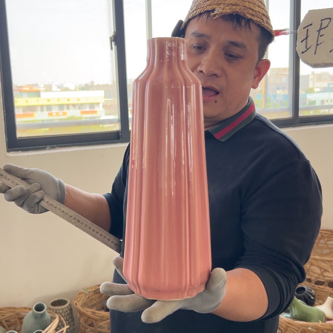 摆件104 号高中低温陶瓷工艺瓶（部分微瑕）