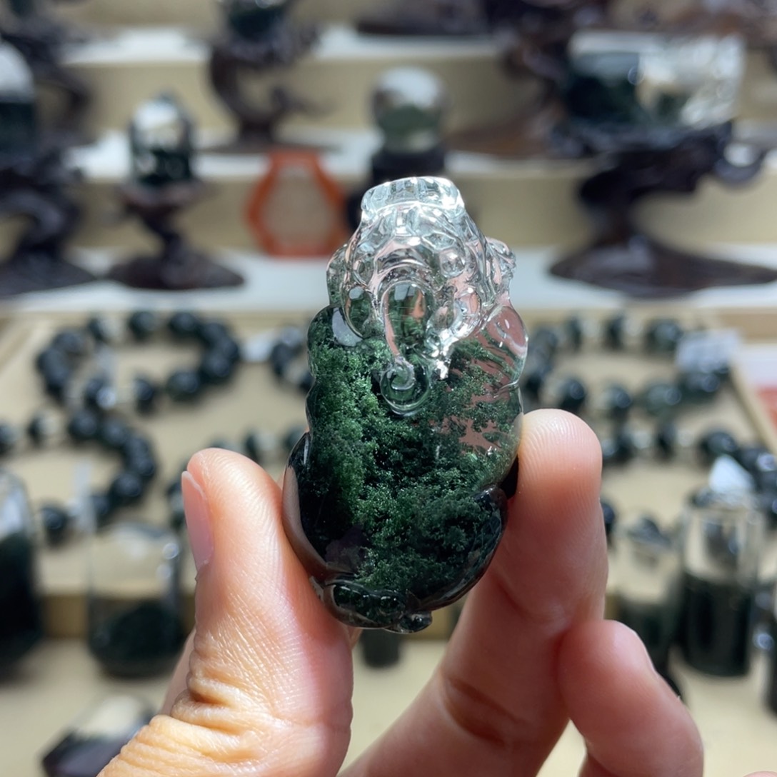 水晶颈饰未镶嵌L***t绿幽灵吊坠