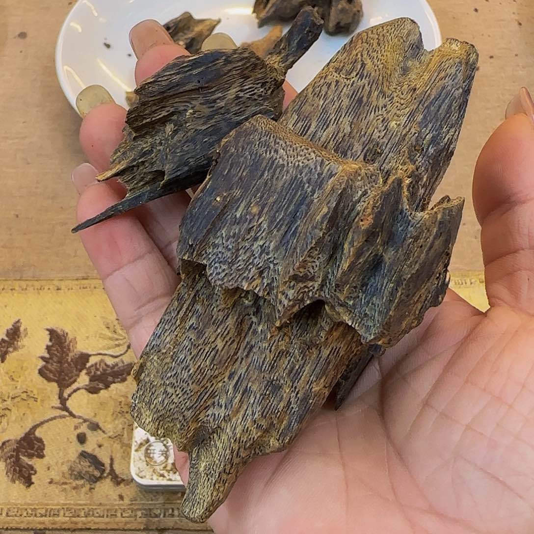 沉香沉香碎屑老*@海南绿棋楠母树老树56g再送一个小的8g