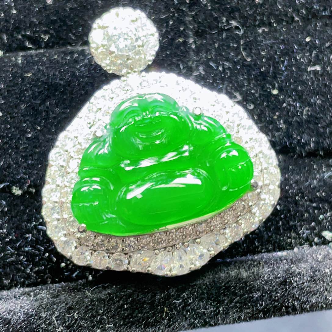 翡翠颈饰未镶嵌66，