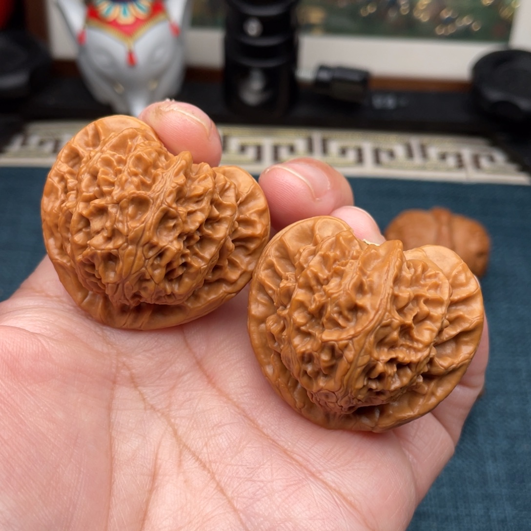 文玩核桃把件全品桃心宫灯42