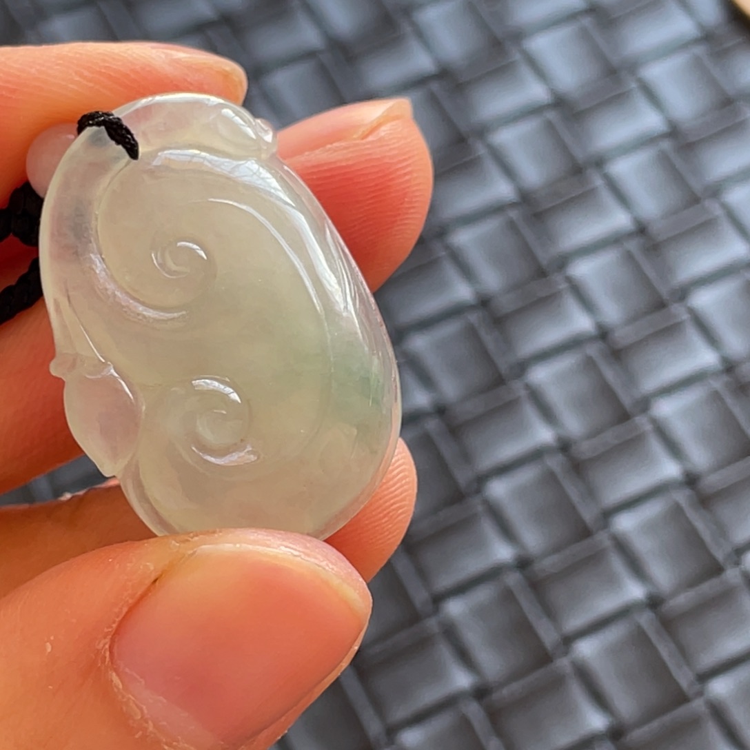 翡翠颈饰未镶嵌有纹
