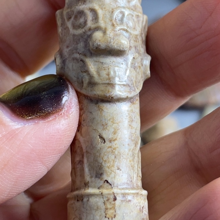 梅***子和田玉（糖玉）未镶嵌挂件