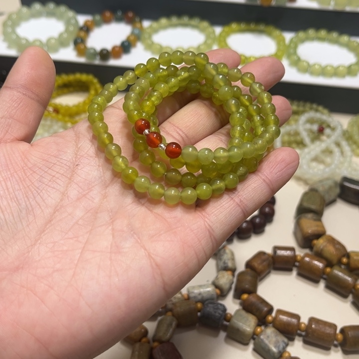 蛇纹石玉未镶嵌手链卡6