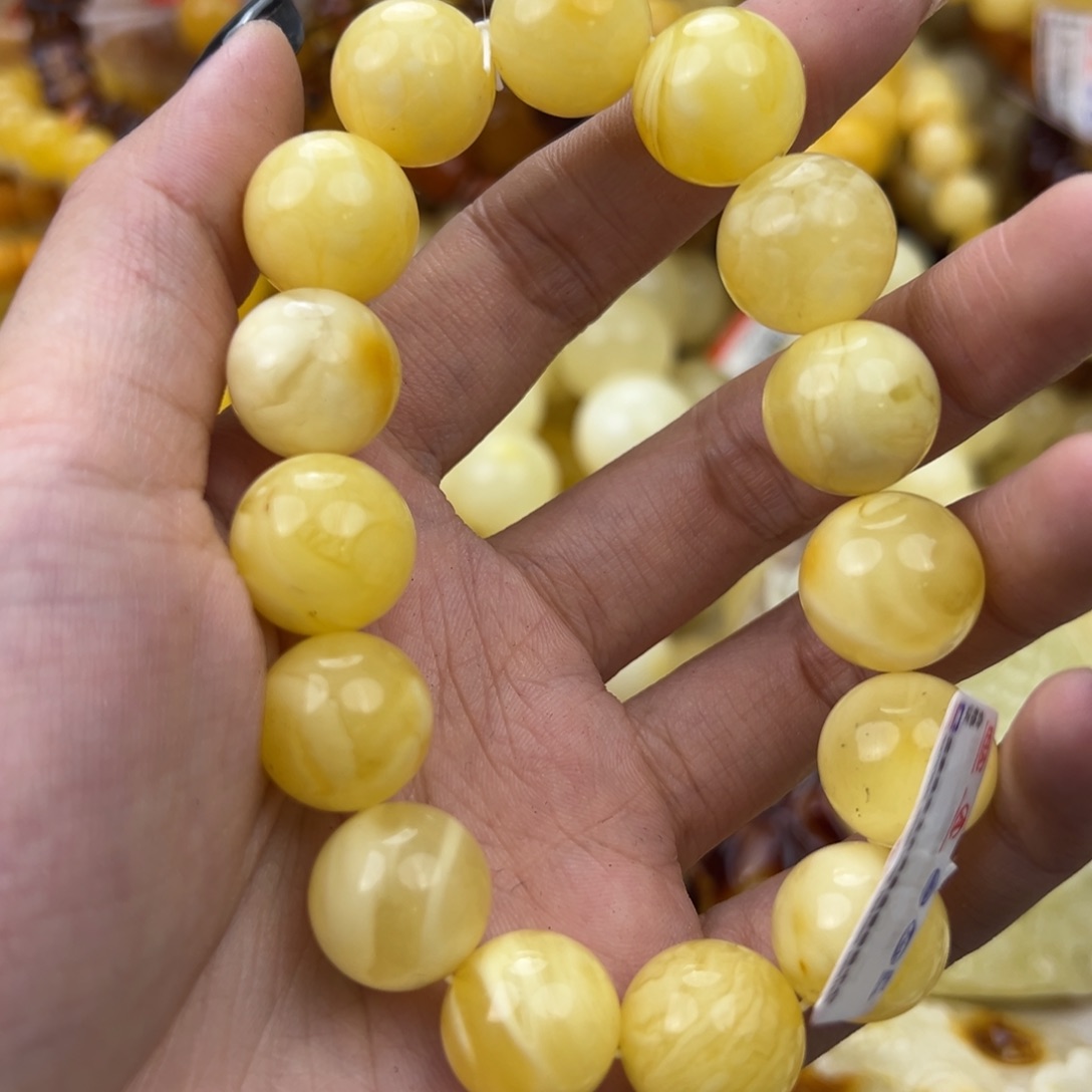 琥珀珠宝奇石未镶嵌