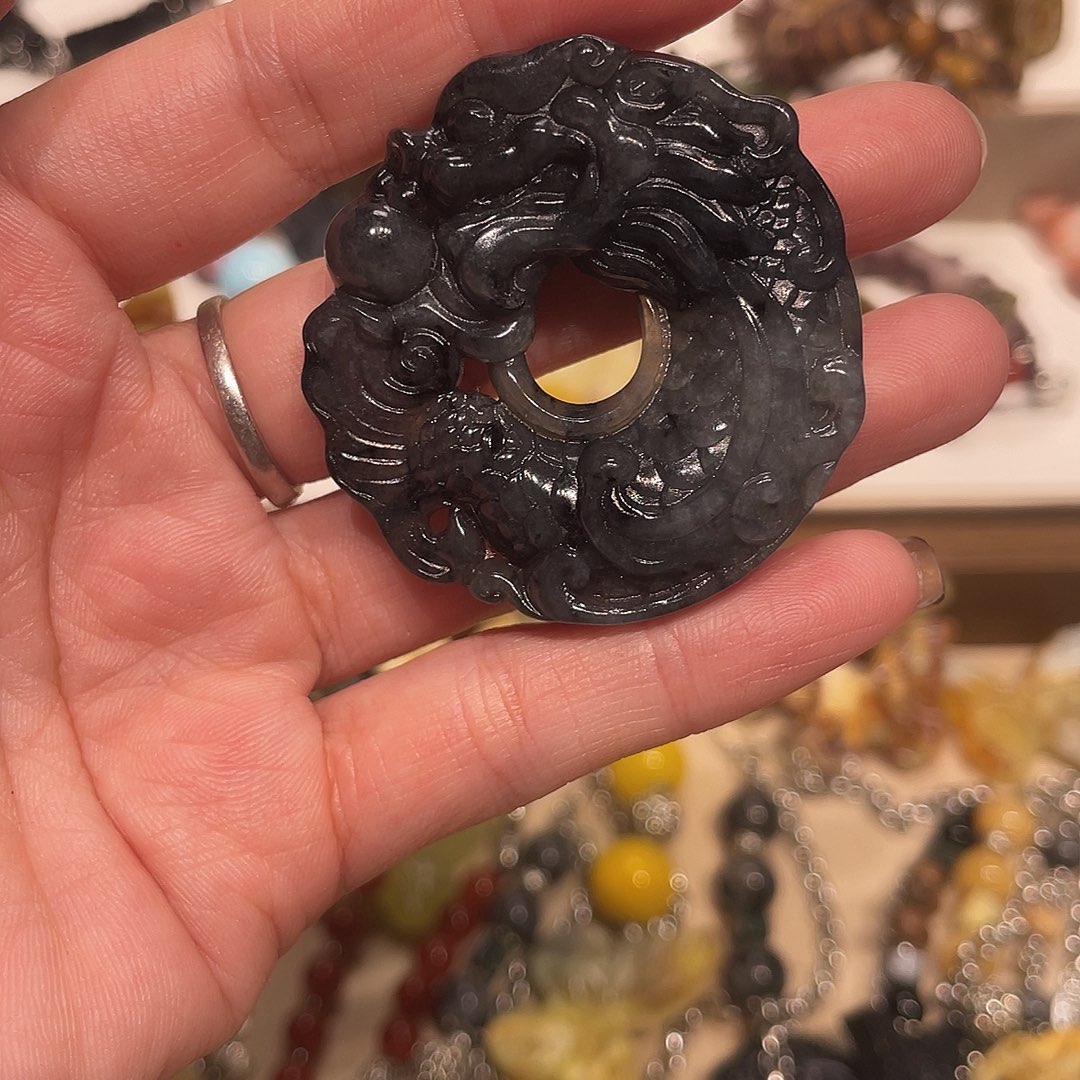 芝***～蛇纹石玉合金颈饰