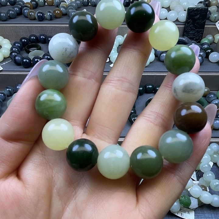 和田玉未镶嵌手链