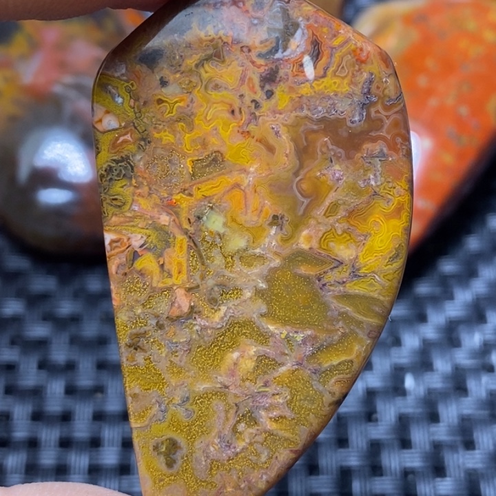 玛瑙/玉髓颈饰未镶嵌君*问