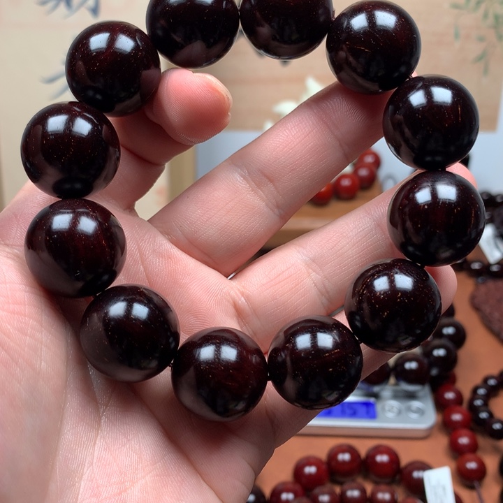 俯***生檀香紫檀（小叶紫檀）