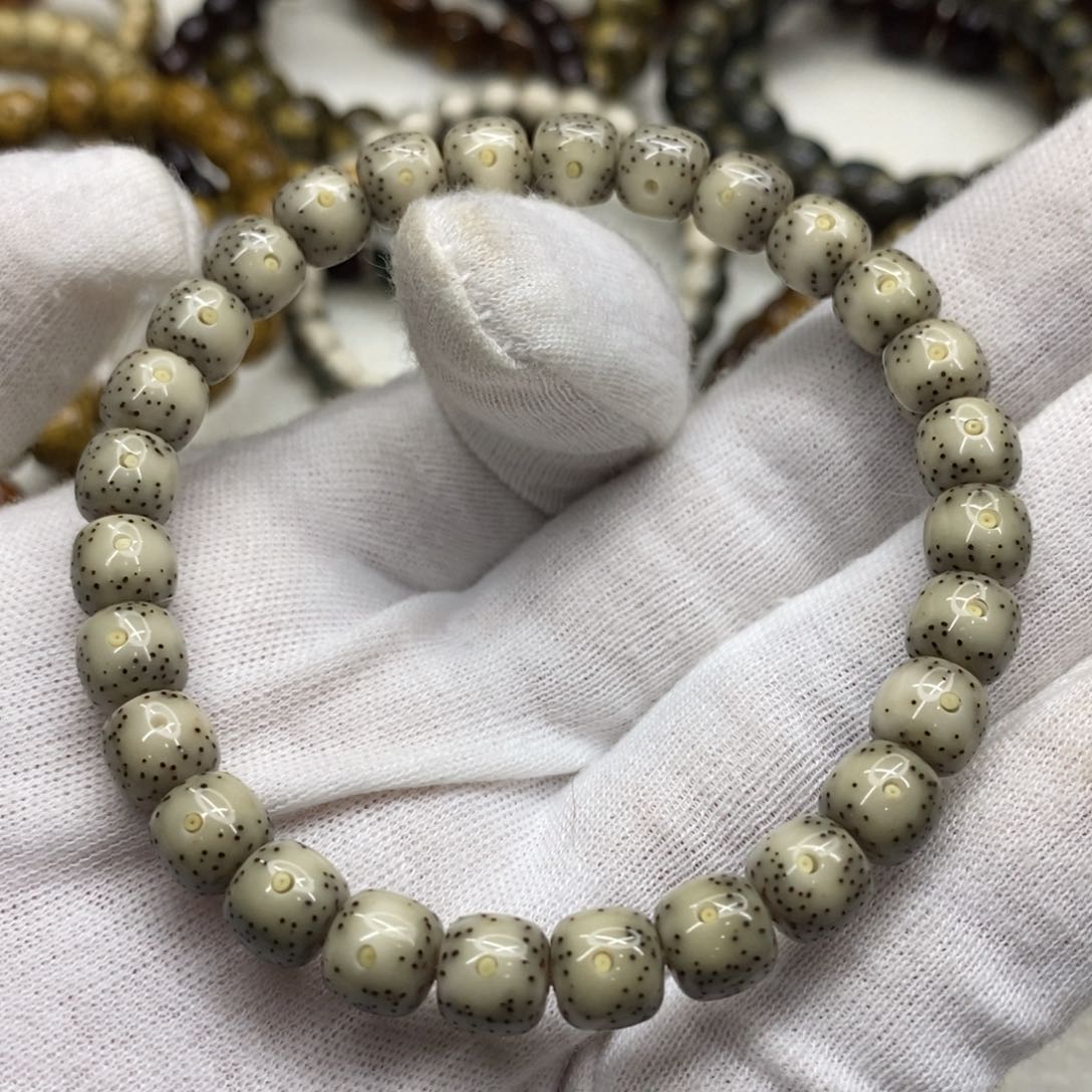 星月菩提手串海南原生态星月菩提