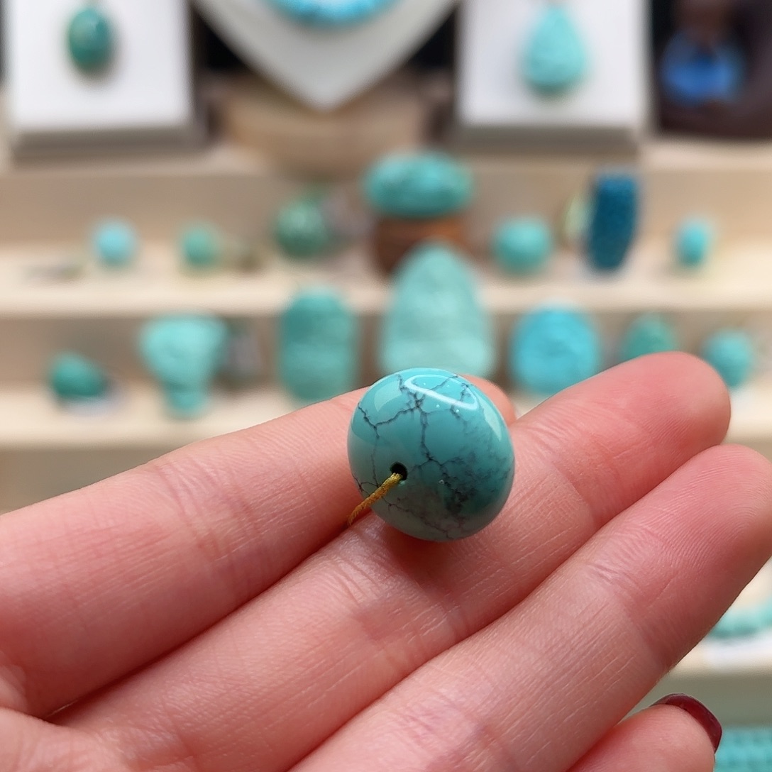 绿松石配饰未镶嵌