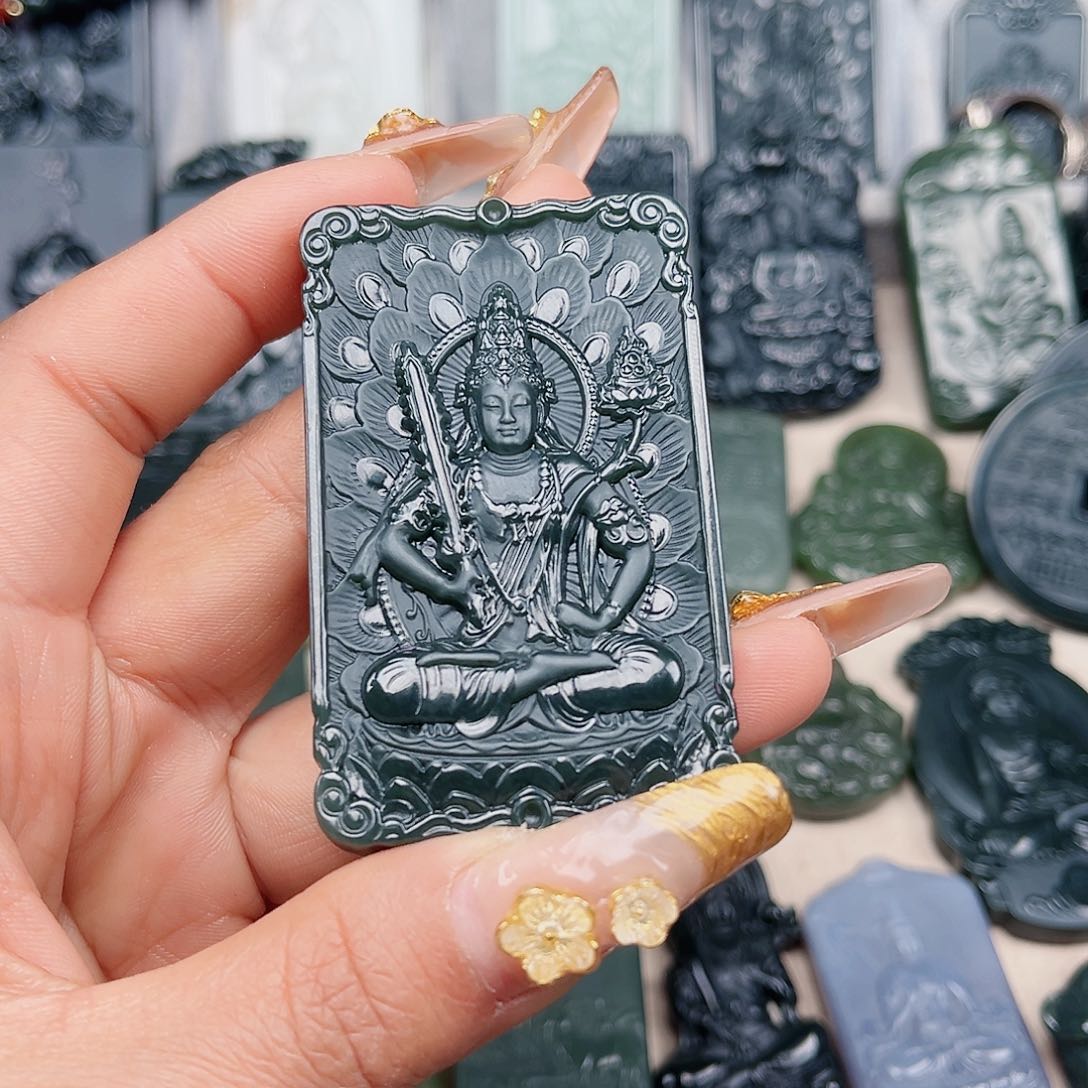 和田玉（青玉）颈饰未镶嵌