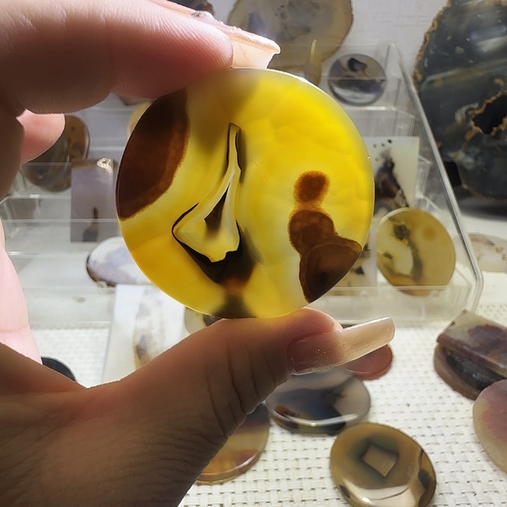 玛瑙/玉髓未镶嵌珠宝奇石