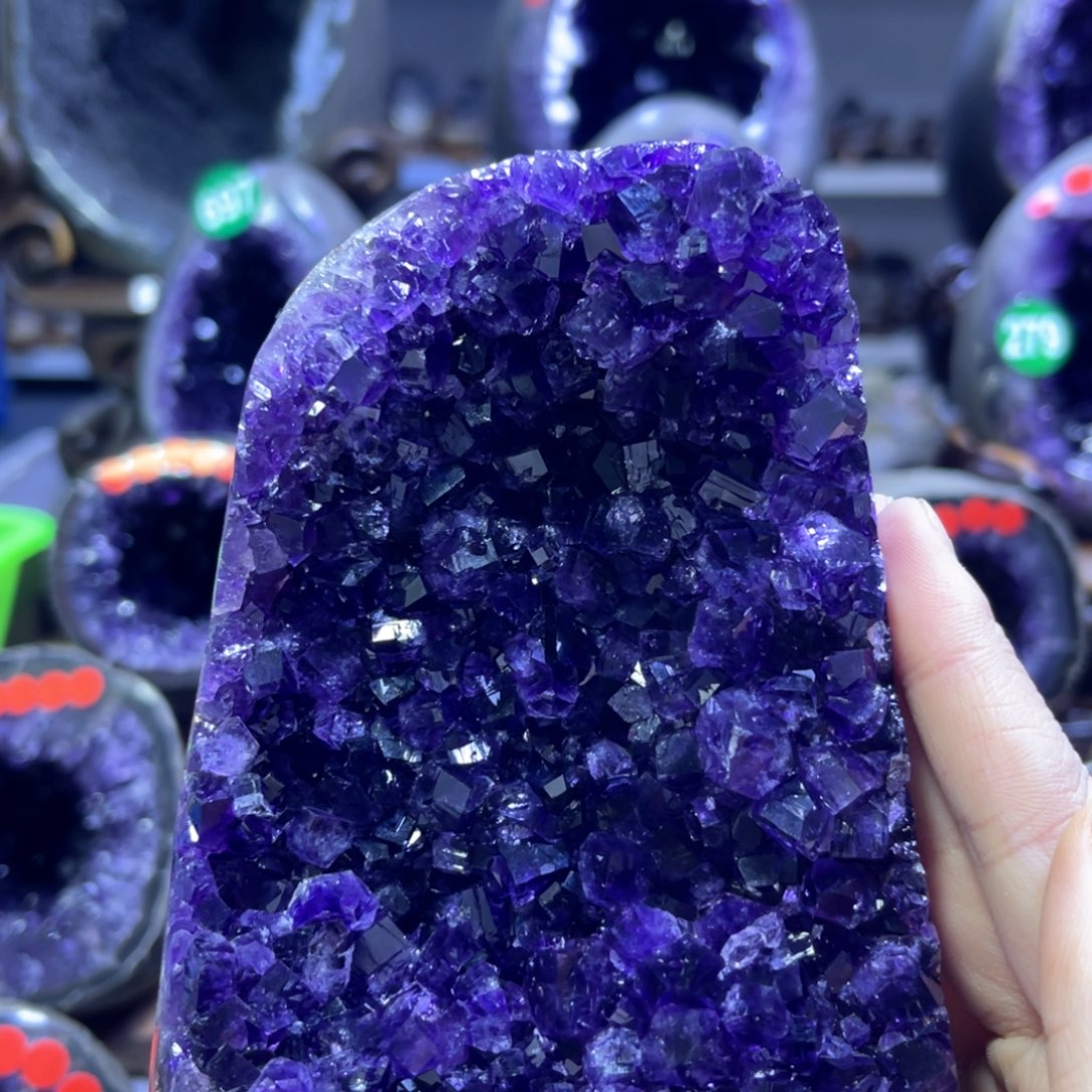 紫晶摆件未镶嵌紫水晶