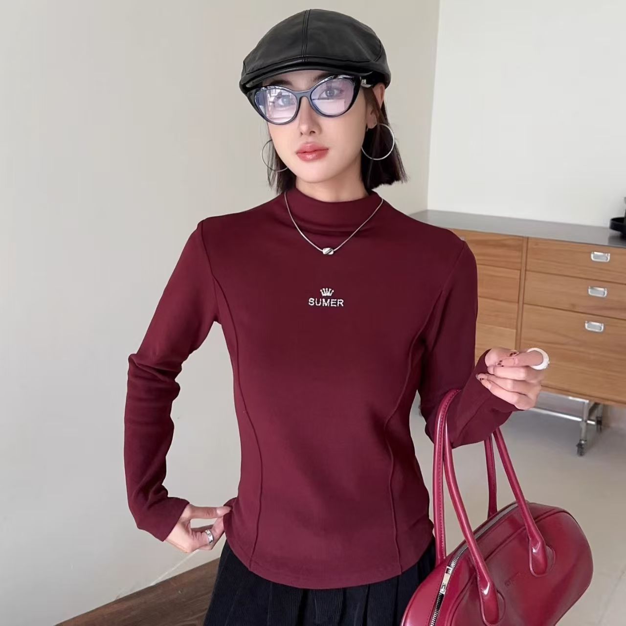 #306 秋冬长袖打底修身显瘦时尚百搭洋气上衣（以直播间实物为准）