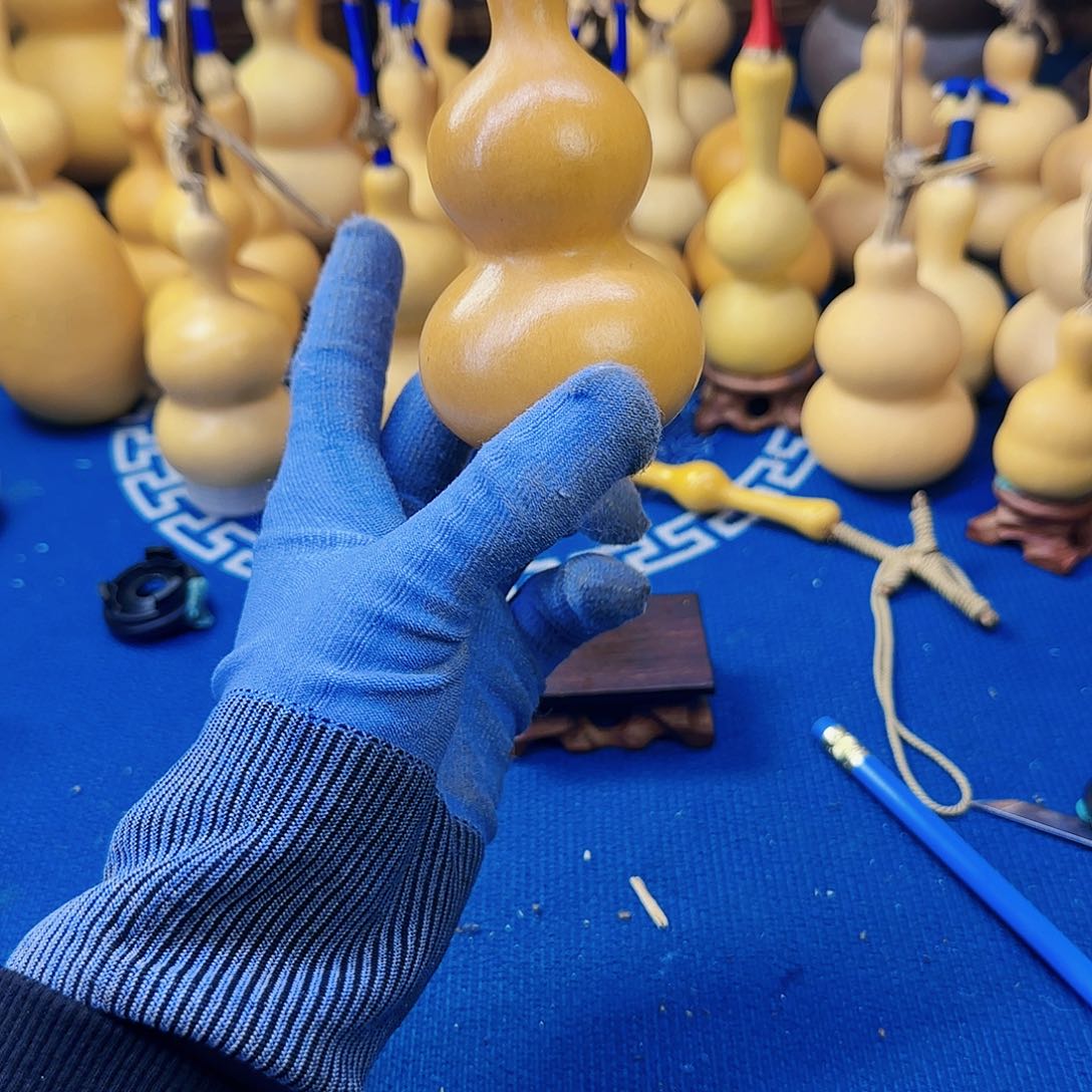 张*伦你在家等着吧我在等着你呢