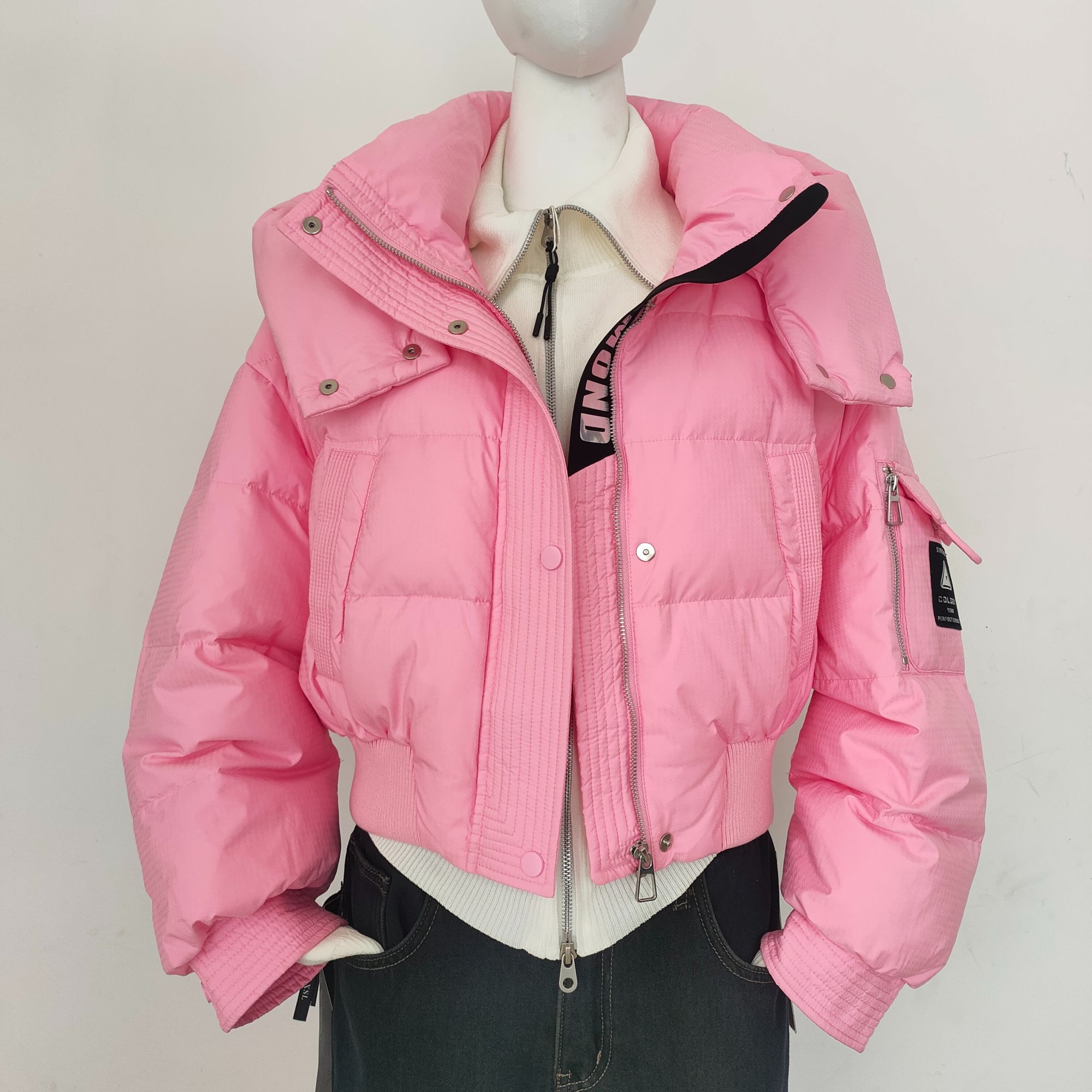 耐磨耐脏厚款长袖宽松型短款羽绒服连帽保暖加厚冬季女款86856