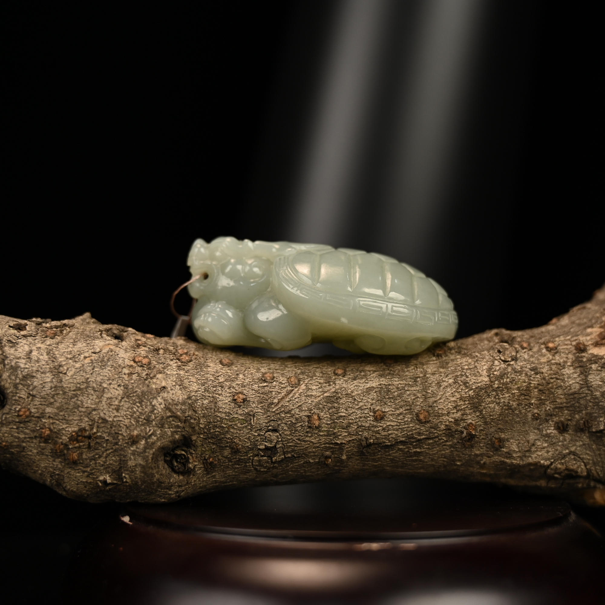 Lot8817和田玉赑屃手把件/杭拍