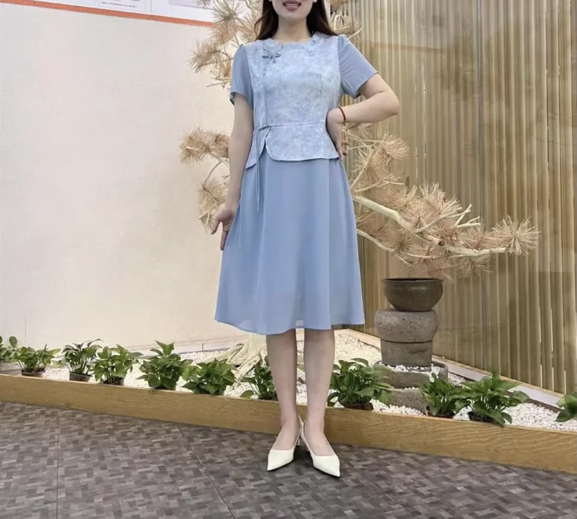 新款时尚妈妈国风裙子圆领夏季花色短袖中长裙A字裙中老年女装