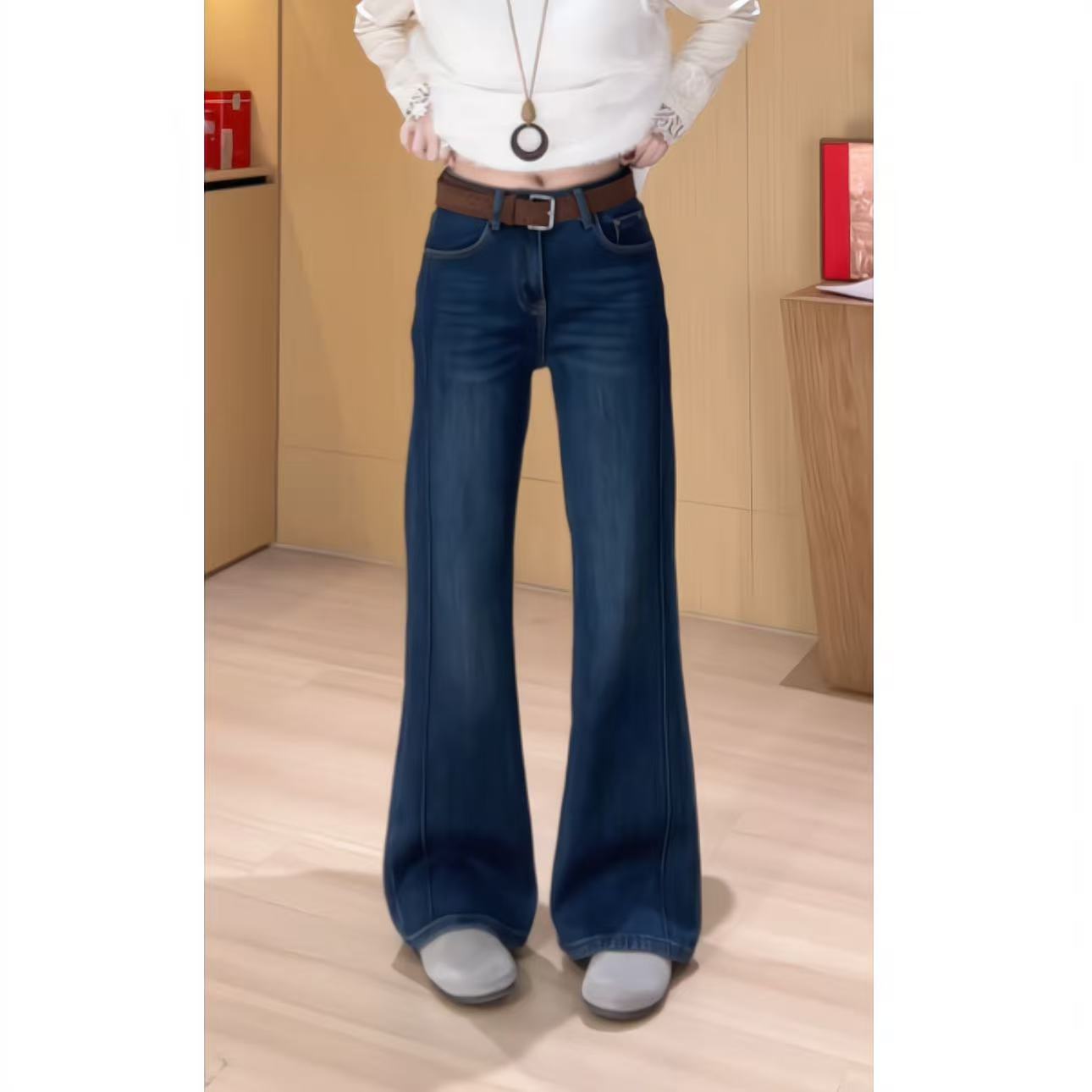 欧尼私服【三裤线微喇裤】2025新款显瘦微喇加绒牛仔裤2512C9448