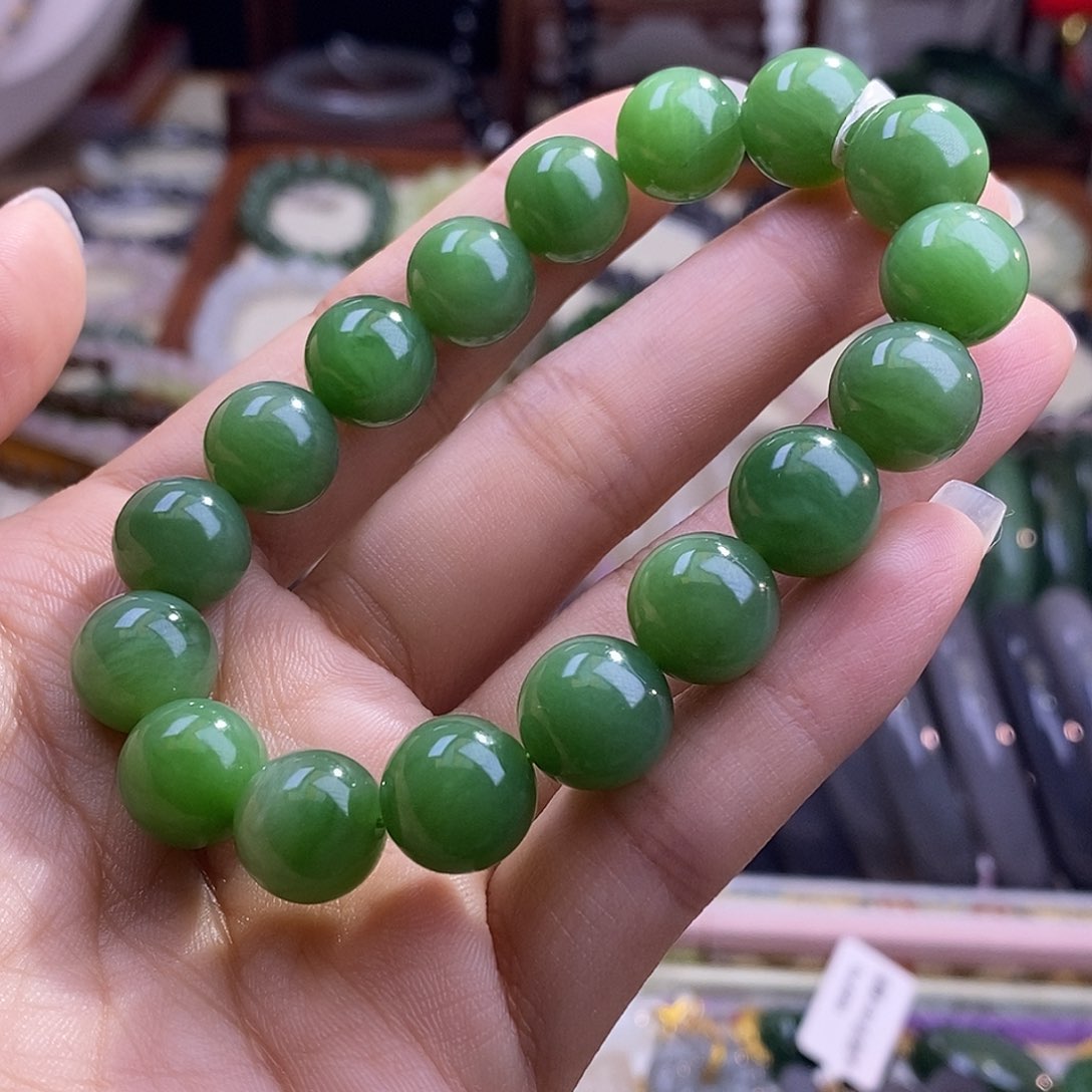 颈饰未镶嵌和田玉毕业级老坑料碧玉粉绿手链12m