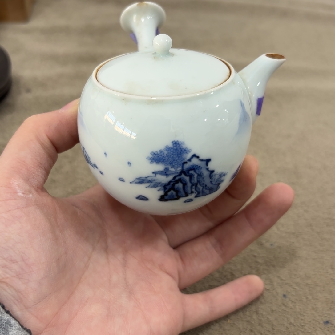 瓷片非常好看漂亮的物品 