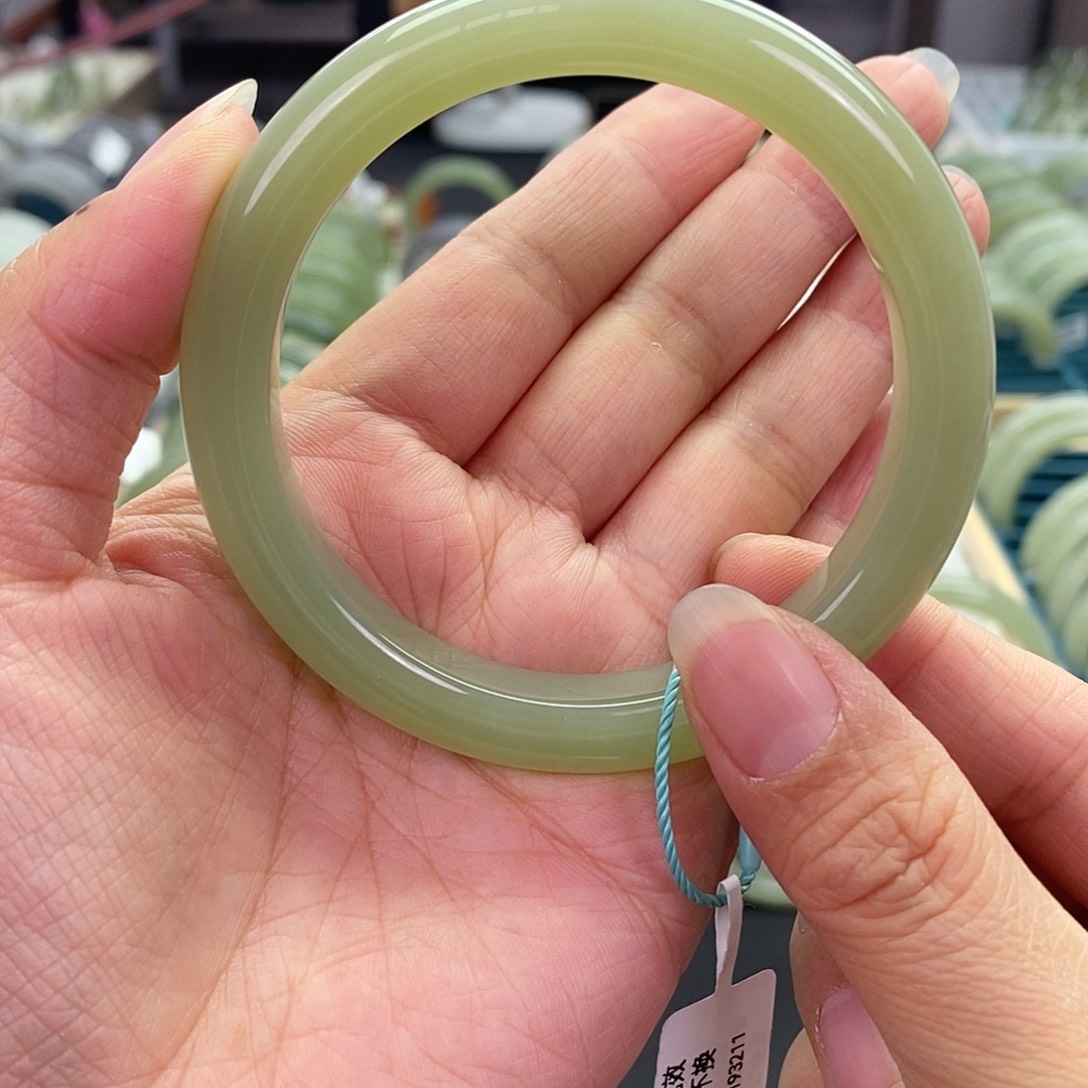 和田玉未镶嵌珠宝奇石和田玉手镯58.59