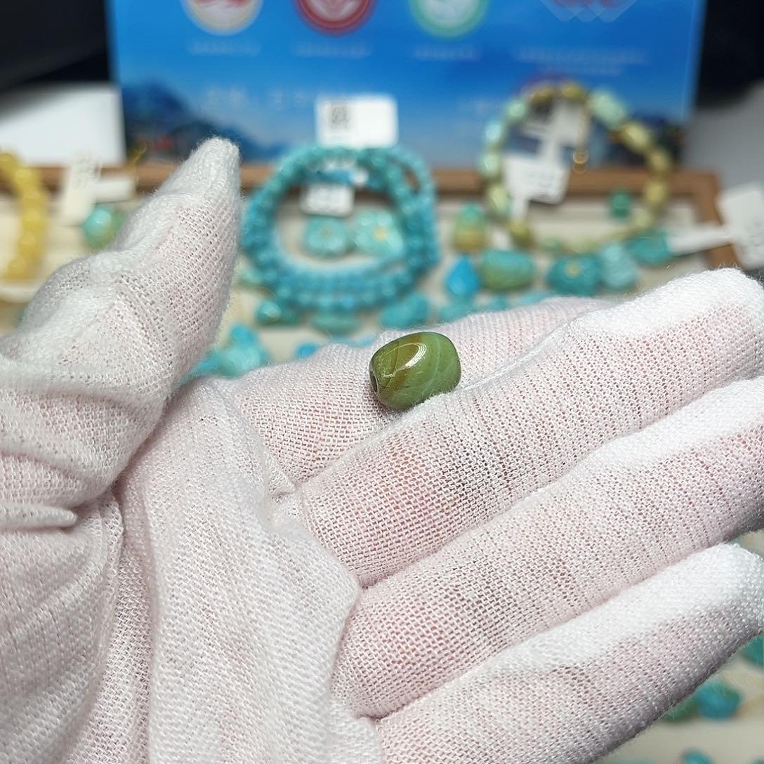 绿松石未镶嵌珠宝半成品