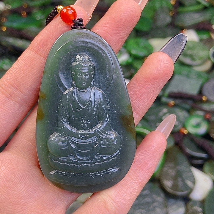 颈饰未镶嵌和田玉