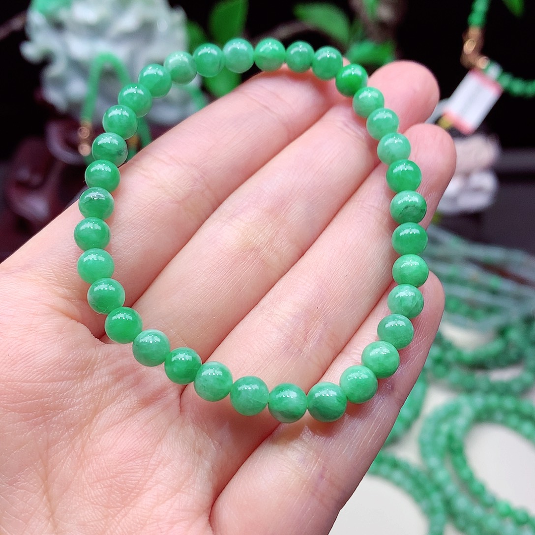 翡翠未镶嵌手链翡翠