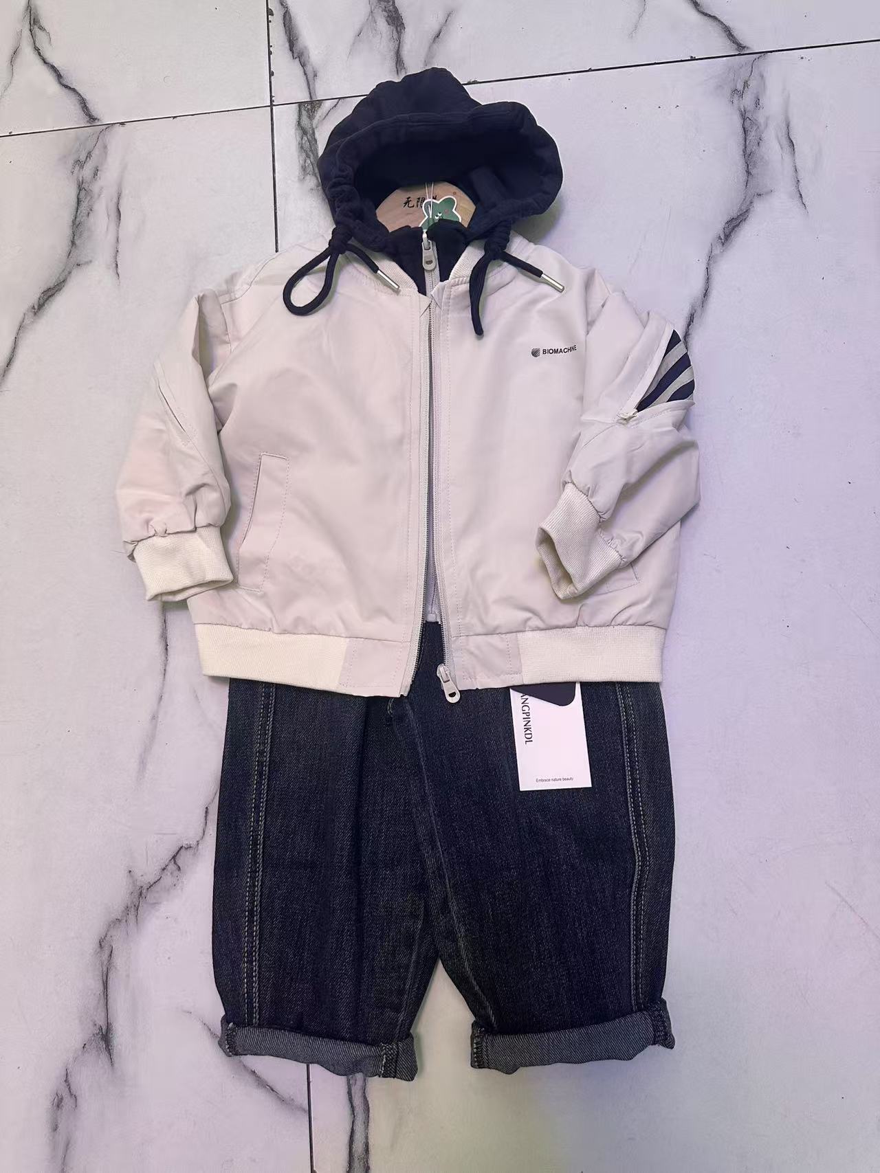 休闲风棉服棉袄女男童春款运动拼接