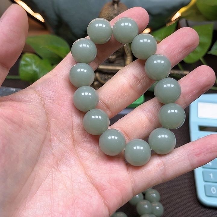 和田玉手串未镶嵌