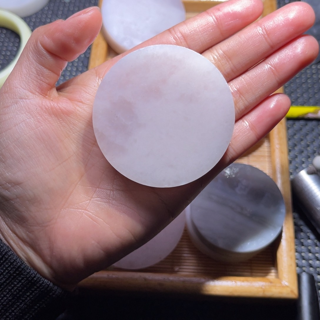 未镶嵌和田玉车挂